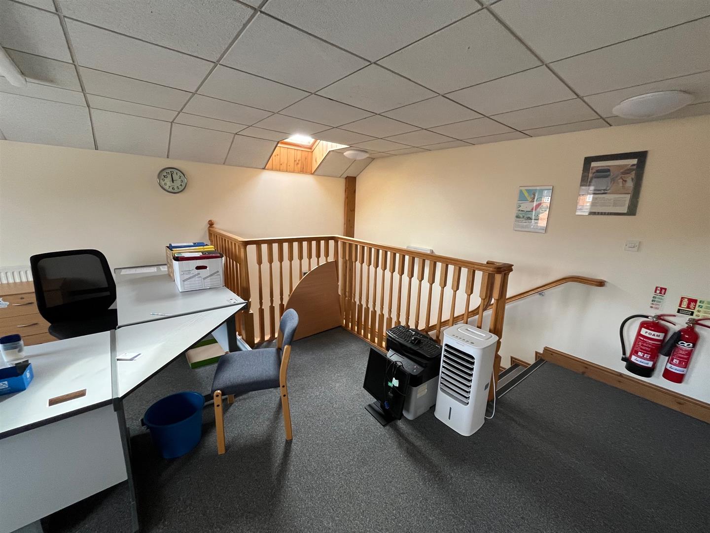 Office in Market Harborough - photo 4